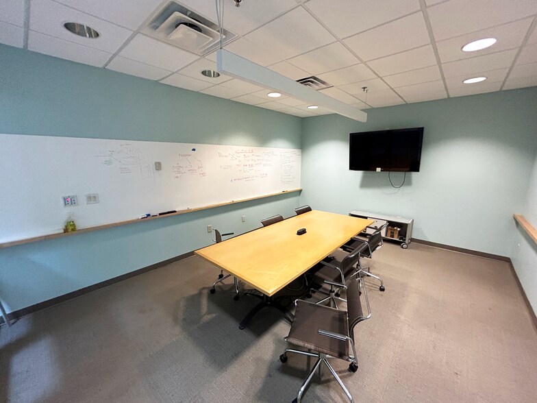 More Photos Of 8208 Brownleigh Dr, Raleigh Office For Lease