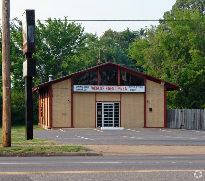 Primary Photo Of 1636 Winchester Rd, Memphis Restaurant For Sale