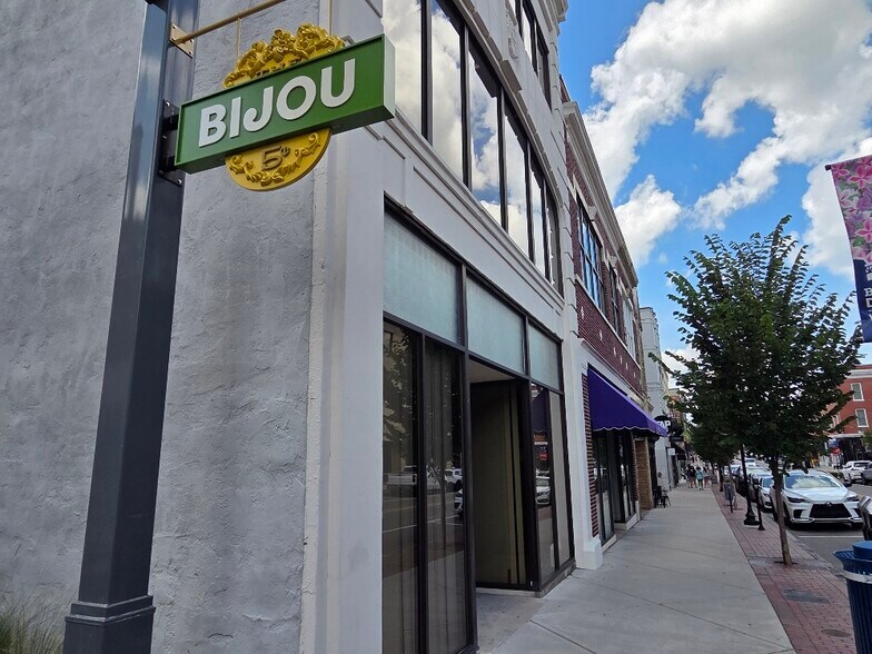 More Photos Of 243 Front St, Wilmington Office For Lease