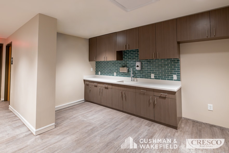 More Photos Of 24025 Lorain Rd, North Olmsted Medical For Sale