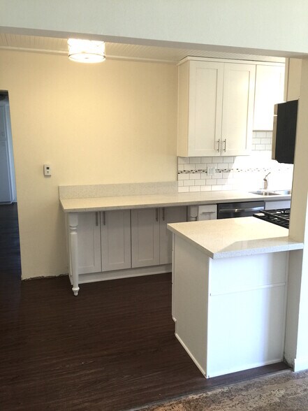 More Photos Of 726 N Alfred St, West Hollywood Apartments For Sale
