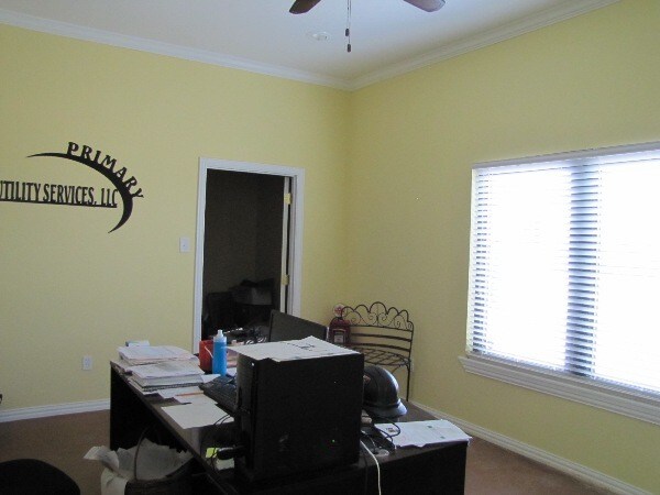 More Photos Of 4231 County Road 230, Snyder Warehouse For Lease