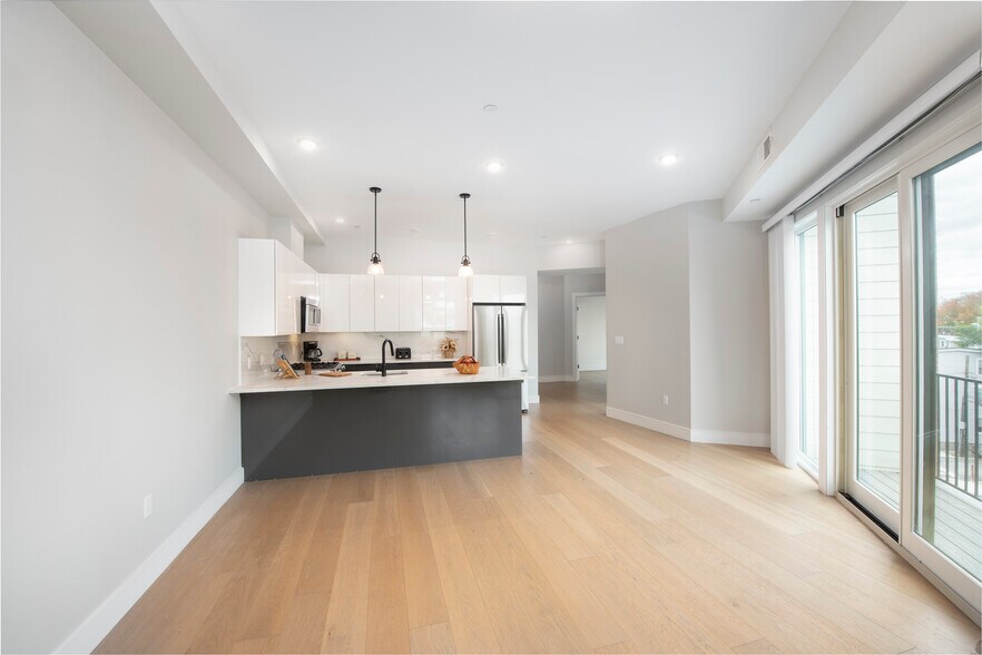 More Photos Of 33-39 Ward St, Boston Apartments For Sale