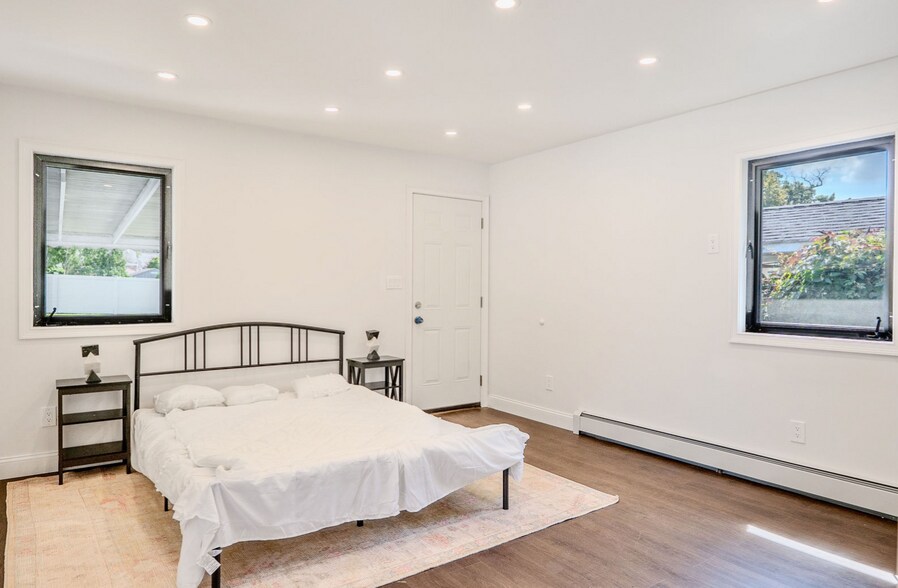 More Photos Of 776 Hempstead Ave, West Hempstead Specialty For Sale