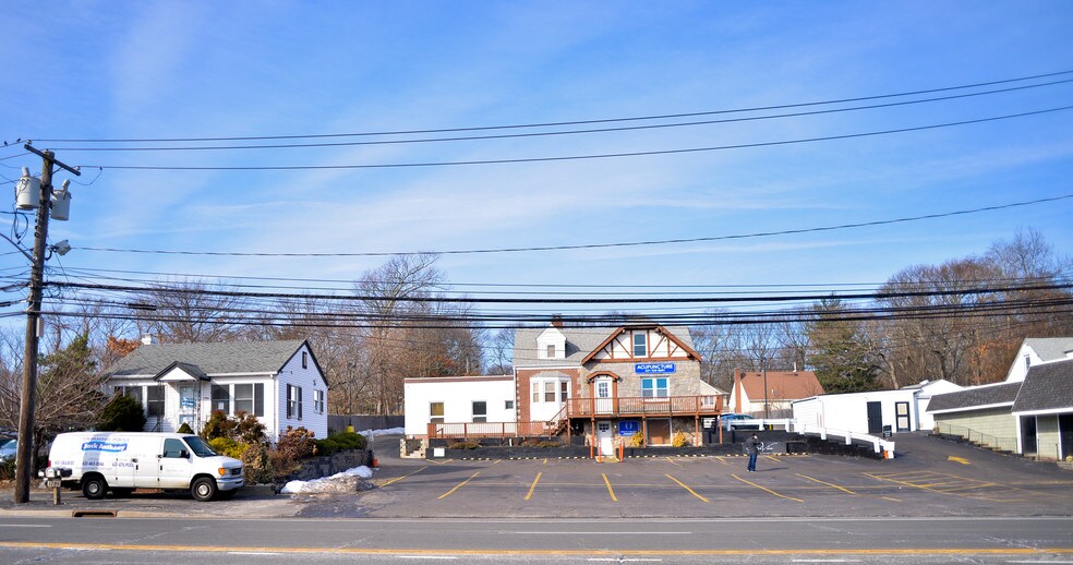 Primary Photo Of 1789 E Jericho Tpke, Huntington Medical For Lease
