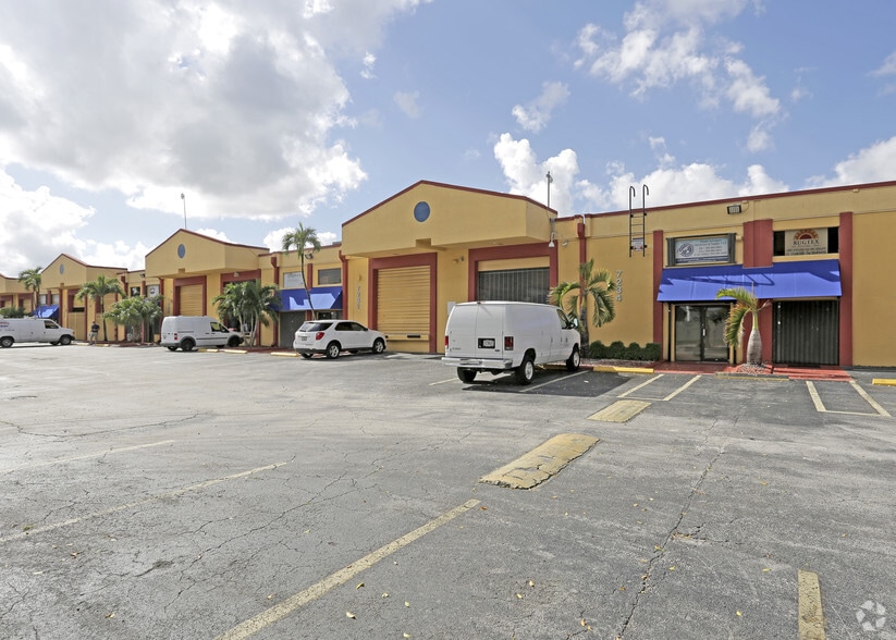 More Photos Of 7370-7384 NW 56th St, Miami Warehouse For Sale