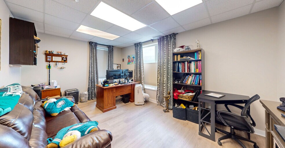 More Photos Of 701 West Ave, Ocean City Medical For Lease