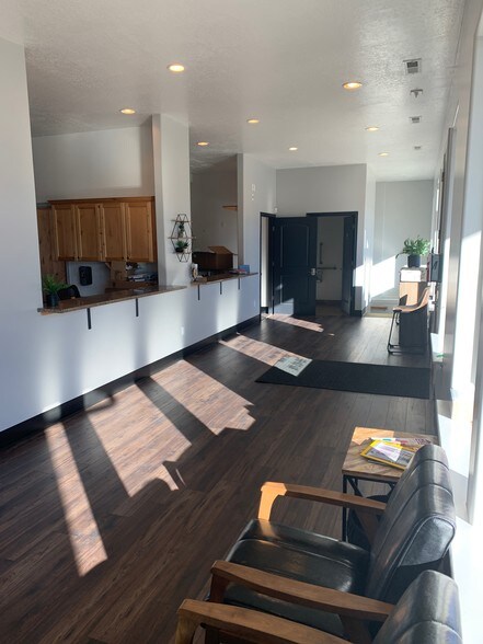 More Photos Of 11-41 N 400 W, Payson Office For Lease