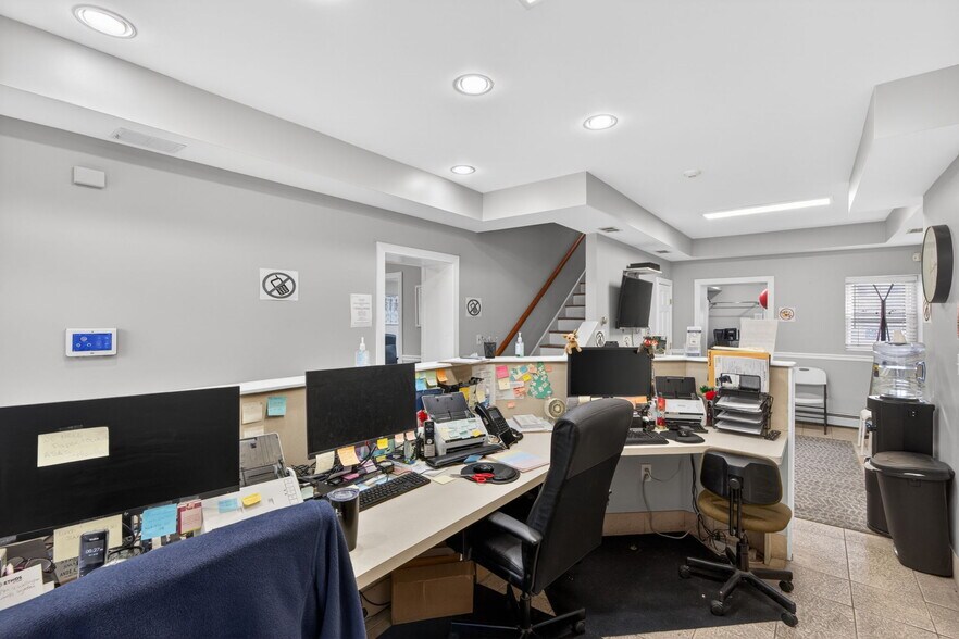 More Photos Of 449-451 W Linden St, Allentown Office For Sale