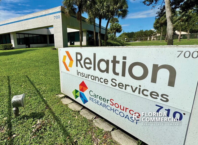 More Photos Of 700 SE Central Pky, Stuart Medical For Lease