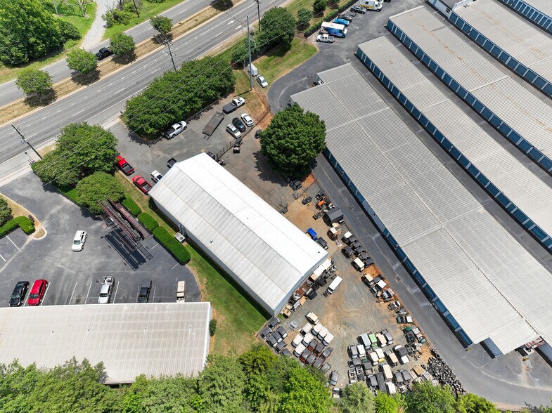 Primary Photo Of 5709 Brookshire Blvd, Charlotte Warehouse For Lease