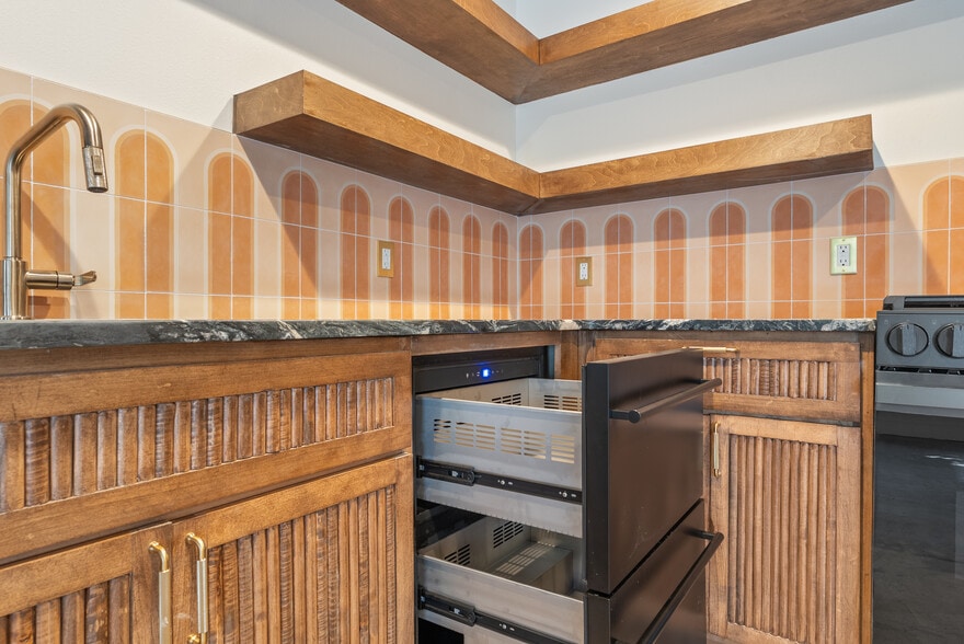 More Photos Of 1520 Broadway St, Little Rock Multifamily For Sale