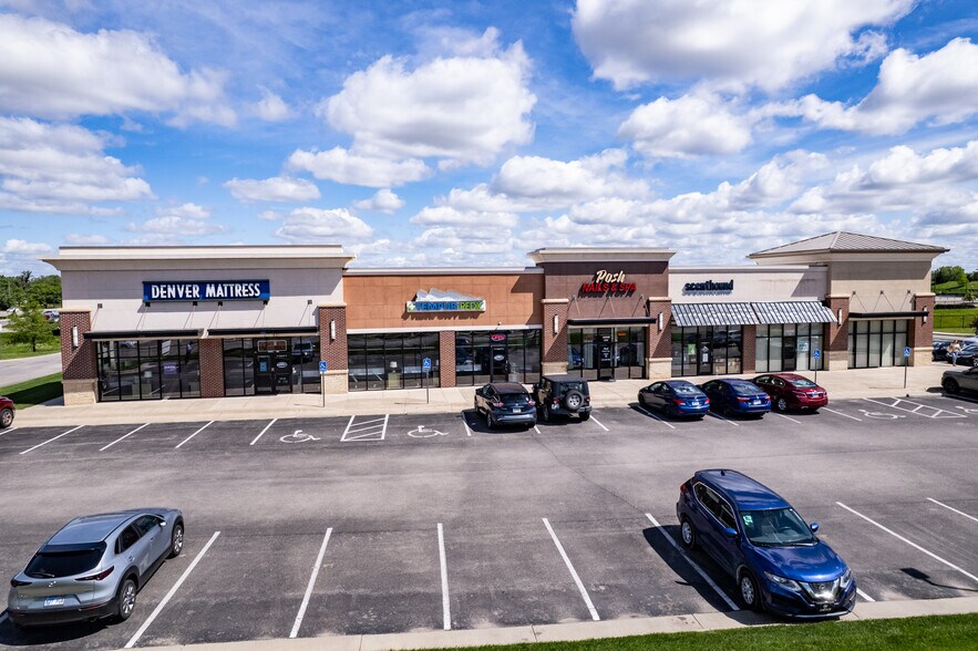 More Photos Of 10120-10240 W 29th St N, Wichita General Retail For Lease
