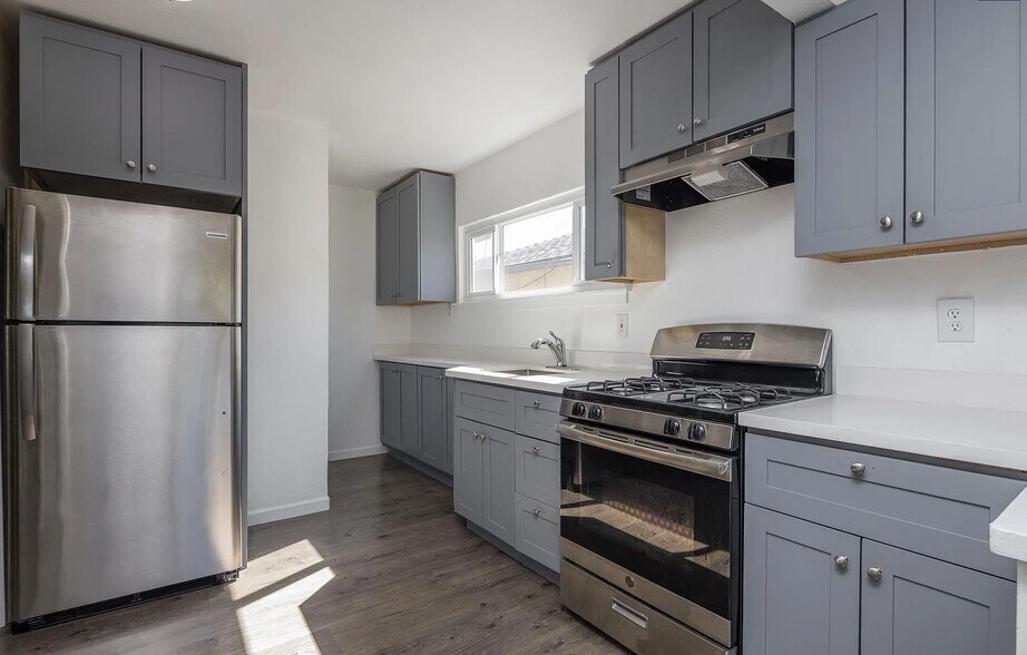 More Photos Of 1535 Julia St, Berkeley Apartments For Sale