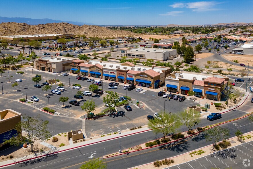 More Photos Of 20254 Hwy 18, Apple Valley Bank For Lease