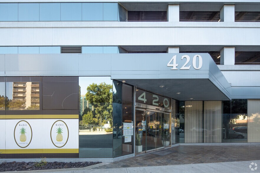 More Photos Of 420 E 3rd St, Los Angeles Medical For Lease