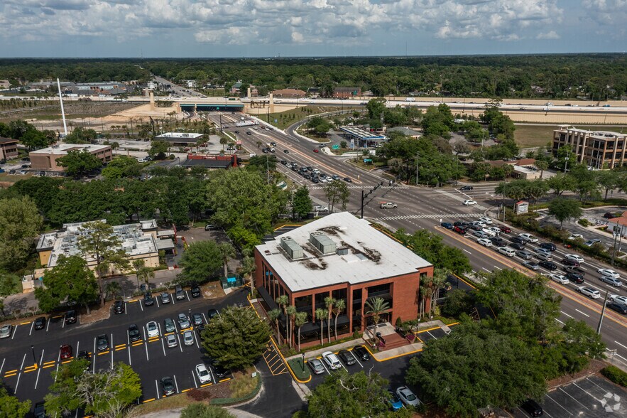 More Photos Of 2101 W State Road 434, Longwood Office For Lease