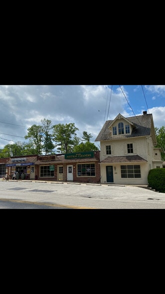 More Photos Of 615 Conestoga Rd, Villanova Freestanding For Lease