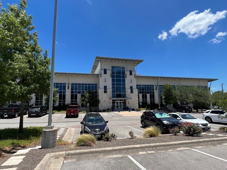 More Photos Of 7710 Rialto Blvd, Austin Medical For Lease