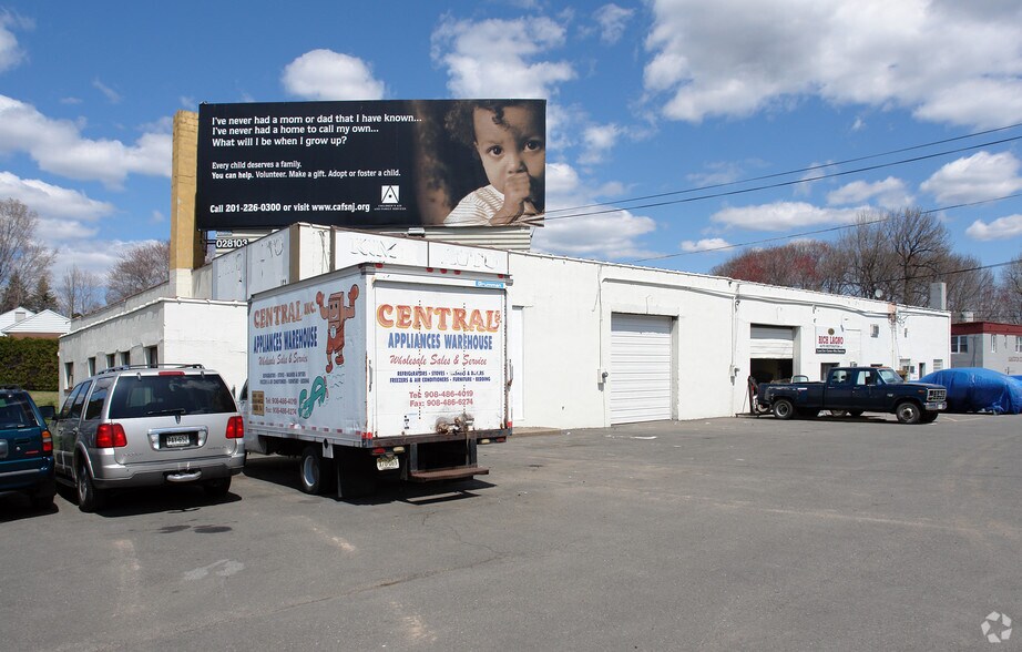 More Photos Of S-120 Route 17, Paramus, NJ, USA, Paramus Industrial For Lease
