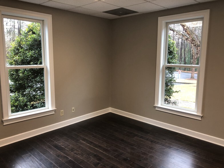 More Photos Of 1640 Powers Ferry Rd SE, Marietta Office For Lease