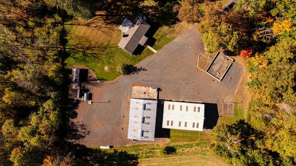 More Photos Of 563 Deep Run Rd, Perkasie Contractor Storage Yard For Sale