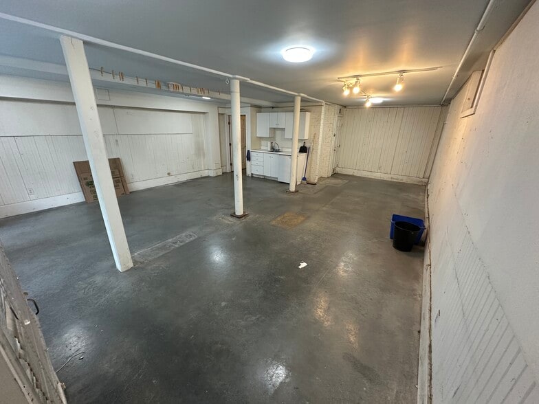 More Photos Of 88 Boylston St, Brookline Storefront Retail Residential For Lease