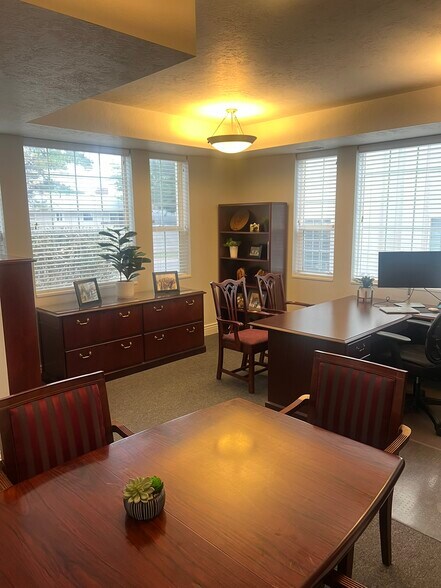 More Photos Of 9537 S 700 E, Sandy Office For Sale