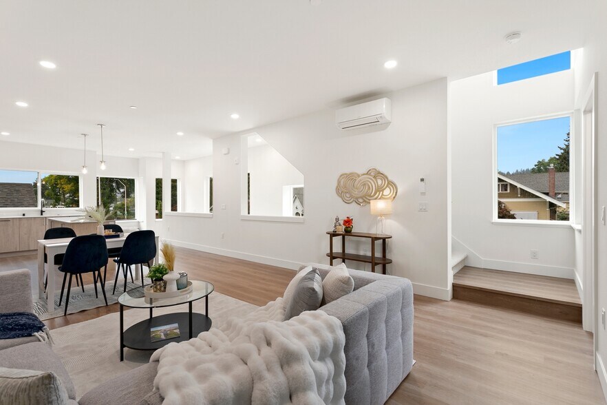 More Photos Of 117 Wells Ave S, Renton Apartments For Sale