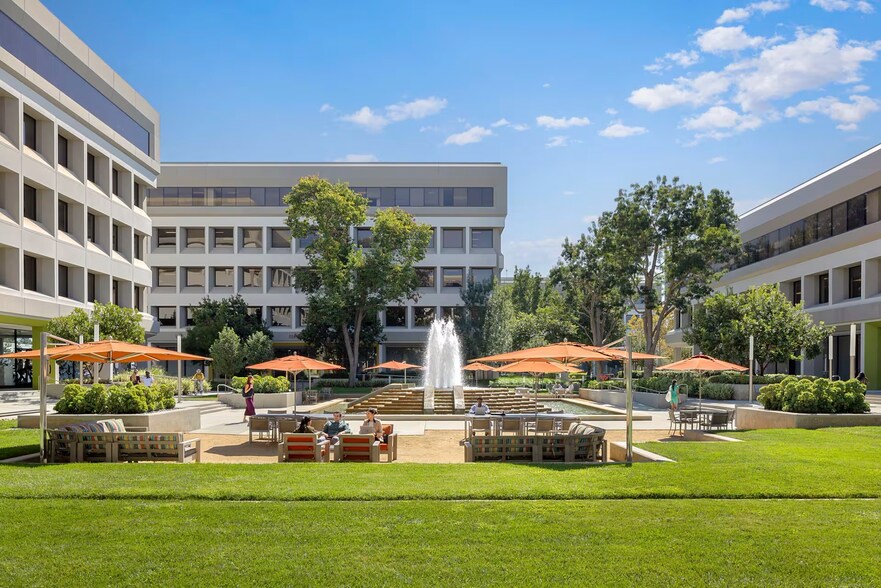 More Photos Of 2560 N 1st St, San Jose Loft Creative Space For Lease