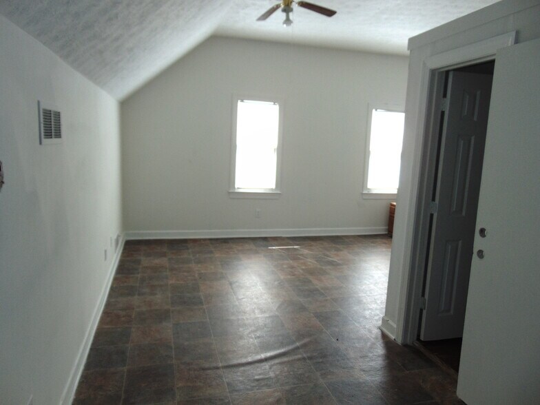 More Photos Of 2897 Mountain Industrial Blvd, Tucker Medical For Sale