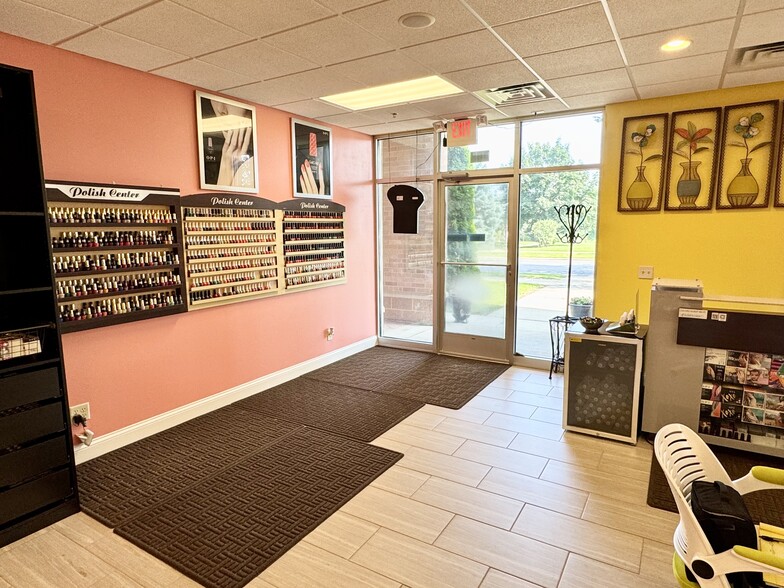 More Photos Of 8201 Mayo Dr, Madison Apartments For Sale