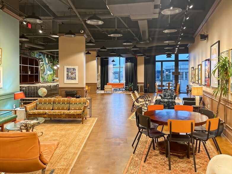 More Photos Of 3035 Peachtree Rd, Atlanta Coworking Space