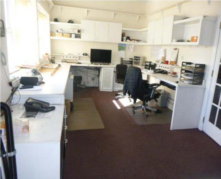 More Photos Of 8-07-8-09 38th Ave, Long Island City Warehouse For Sale