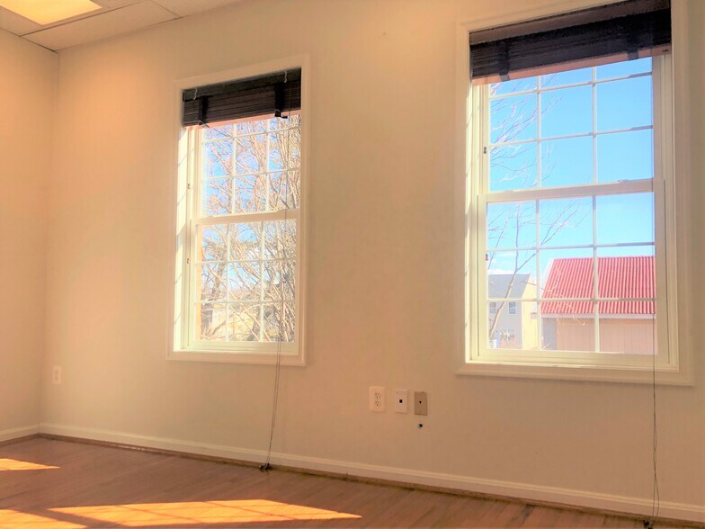 More Photos Of 10260-10268 Baltimore National Pike, Ellicott City Office For Lease