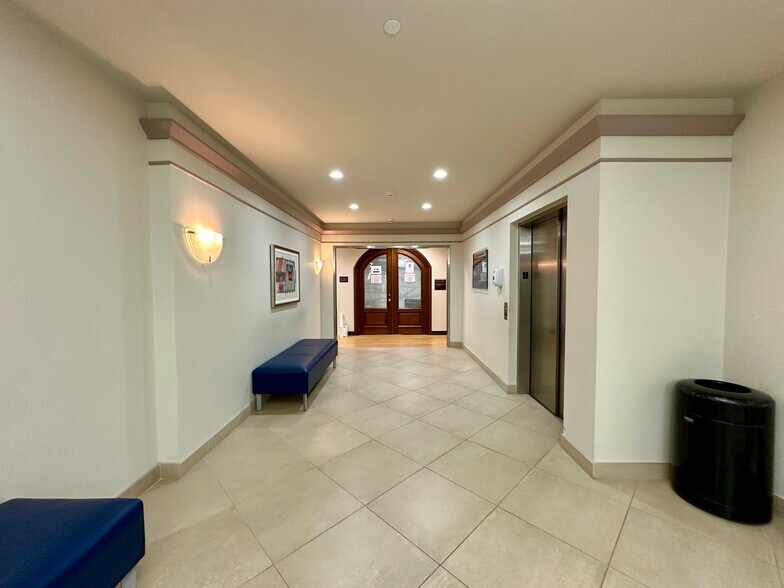More Photos Of 1011 Medical Plaza, The Woodlands Medical For Lease