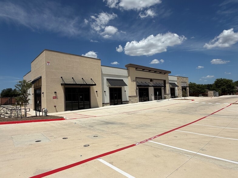 More Photos Of 1012 Municipal Dr, Leander Unknown For Lease