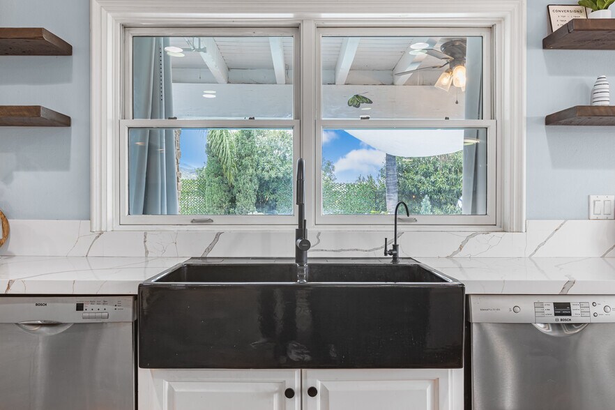 More Photos Of 22053 Highland St, Wildomar Specialty For Sale