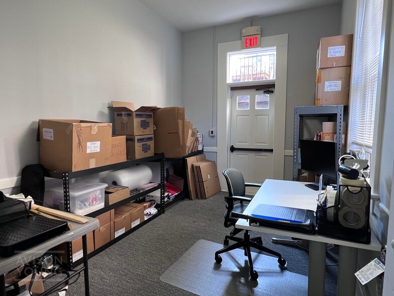 More Photos Of 277 Meeting, Charleston Office For Lease