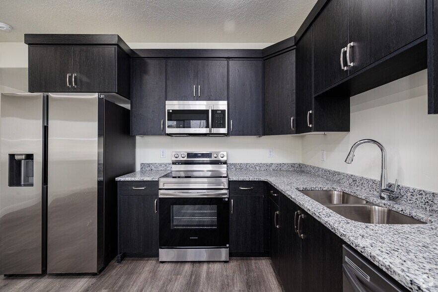 More Photos Of 36 W 1600 N, Sunset Apartments For Sale