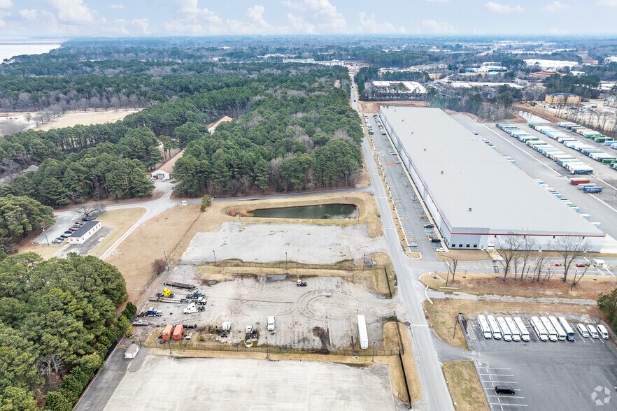 More Photos Of 6701 College Dr, Suffolk Land For Lease