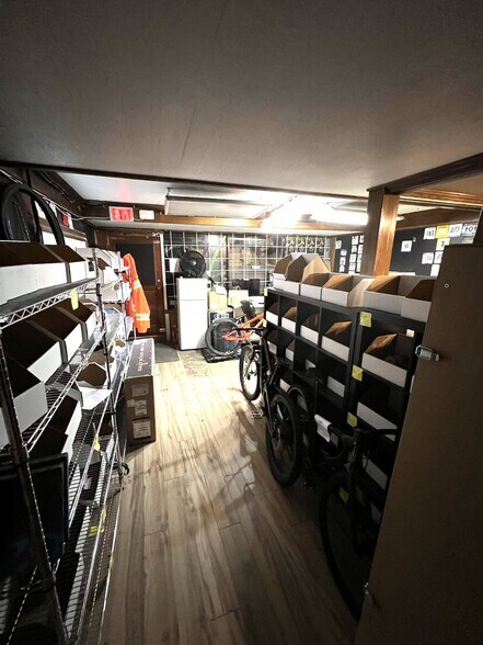 More Photos Of 195 Broadway W, Vancouver Storefront Retail Office For Lease