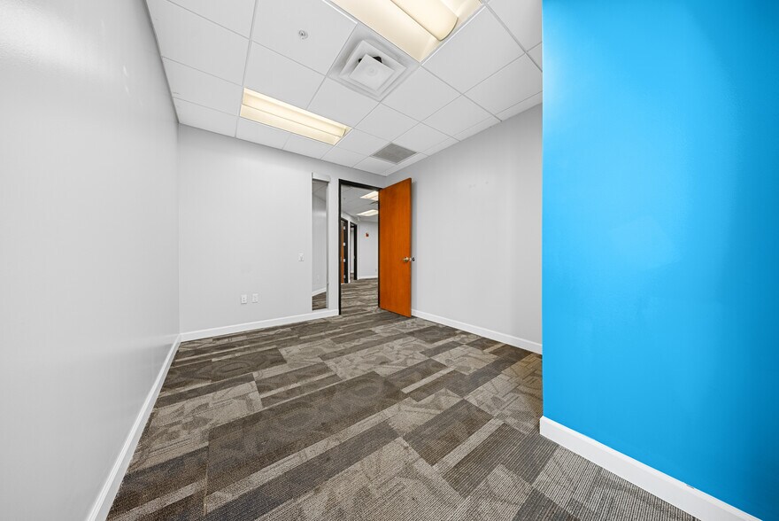 More Photos Of 121-189 S Orange Ave, Orlando Office Residential For Lease
