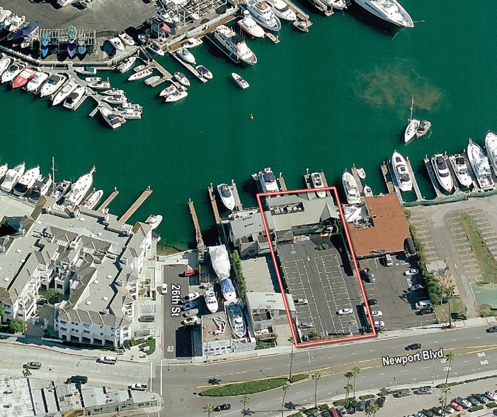 More Photos Of 2406 Newport Blvd, Newport Beach General Retail For Sale