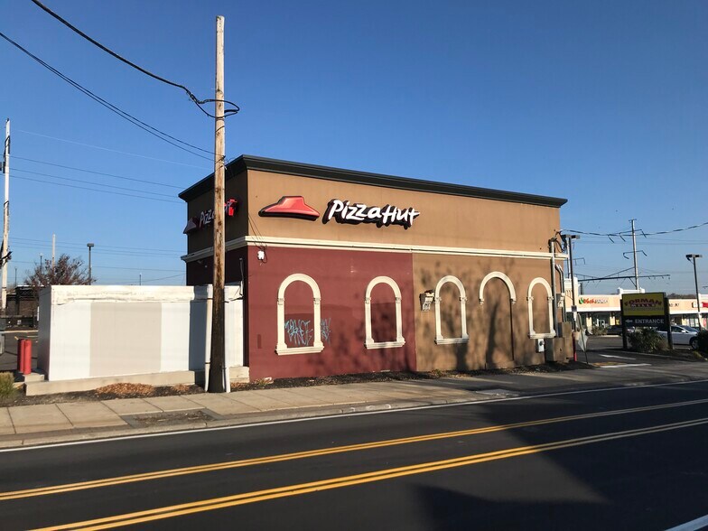 More Photos Of 2900-2920 N Broad St, Philadelphia Unknown For Lease