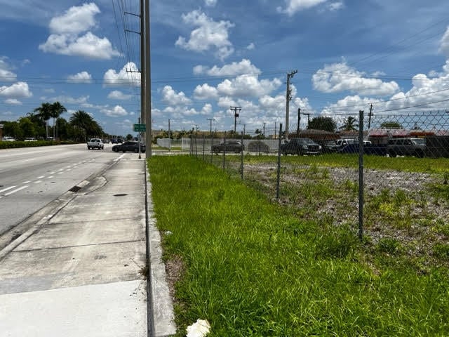 More Photos Of 2301 S State Rd 7, West Park Land For Lease