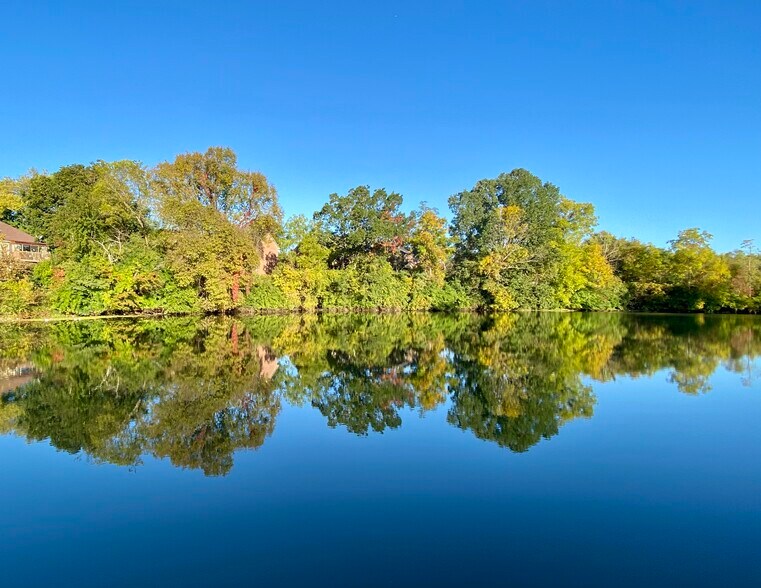 More Photos Of 3353-3375 Cove Lake Dr, Lexington Apartments For Sale