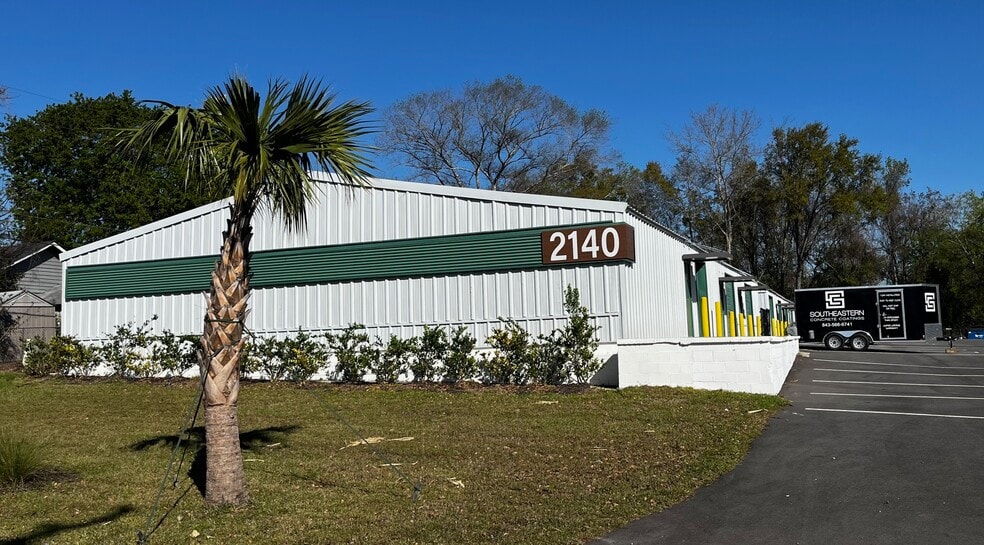 More Photos Of 2140 Beaufort Ave, North Charleston Light Distribution For Lease