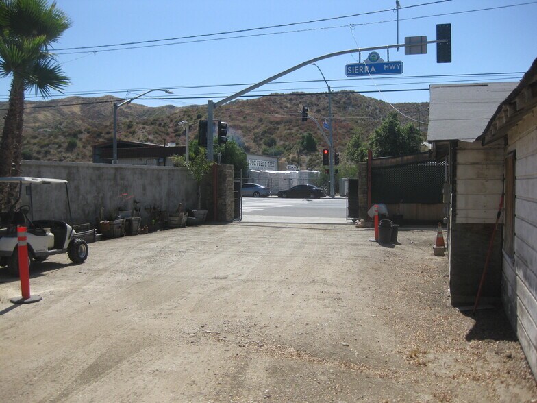 More Photos Of 17035 Sierra Hwy, Canyon Country Land For Sale