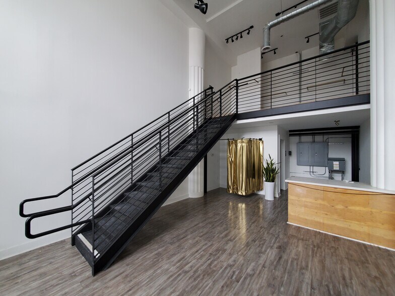 More Photos Of 269-275 S Western Ave, Los Angeles Storefront For Sale